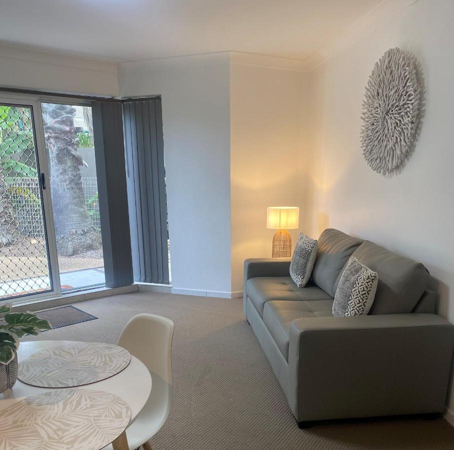 Beach Park Motel Wollongong Bagian luar foto
