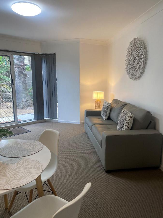 Beach Park Motel Wollongong Bagian luar foto