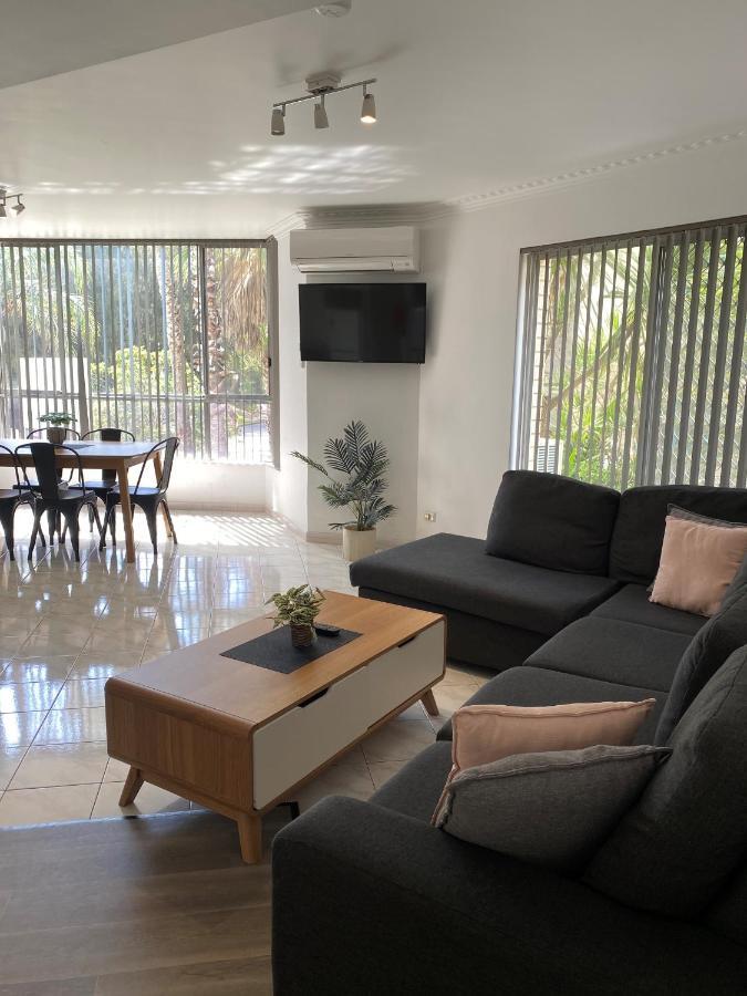 Beach Park Motel Wollongong Bagian luar foto