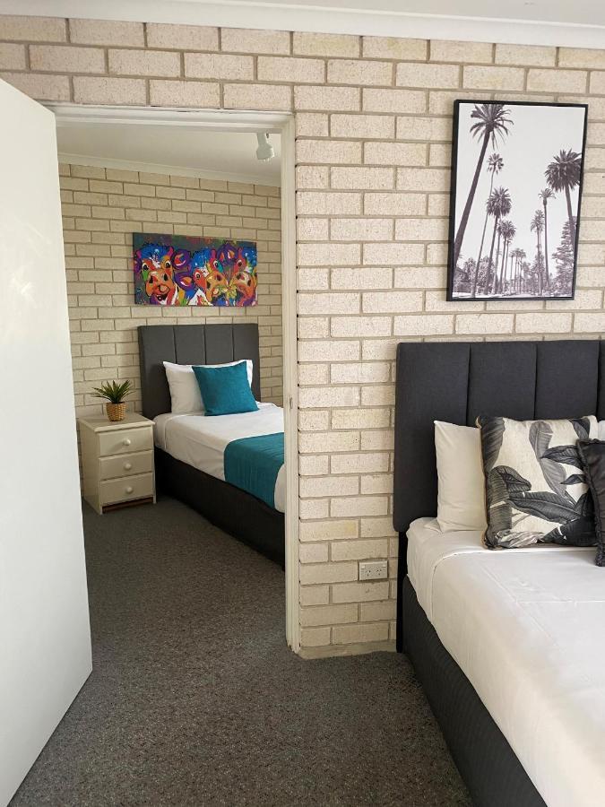 Beach Park Motel Wollongong Bagian luar foto