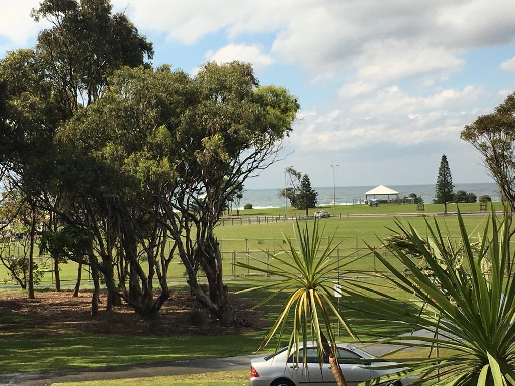 Beach Park Motel Wollongong Bagian luar foto