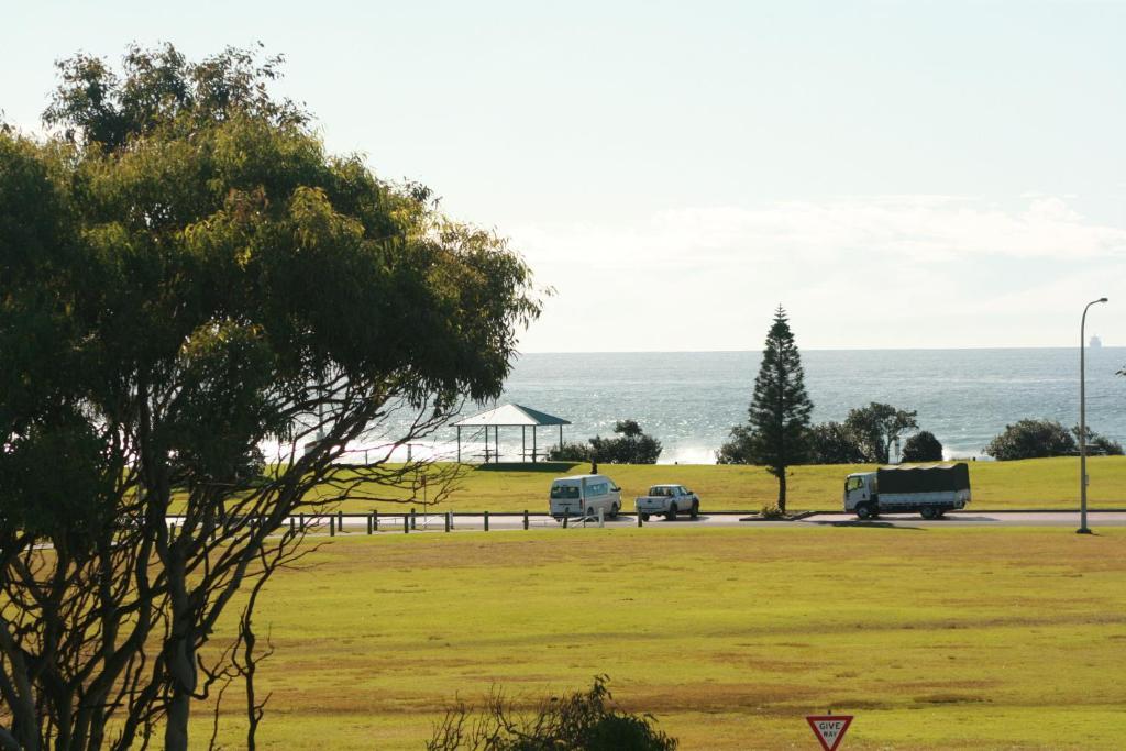 Beach Park Motel Wollongong Bagian luar foto